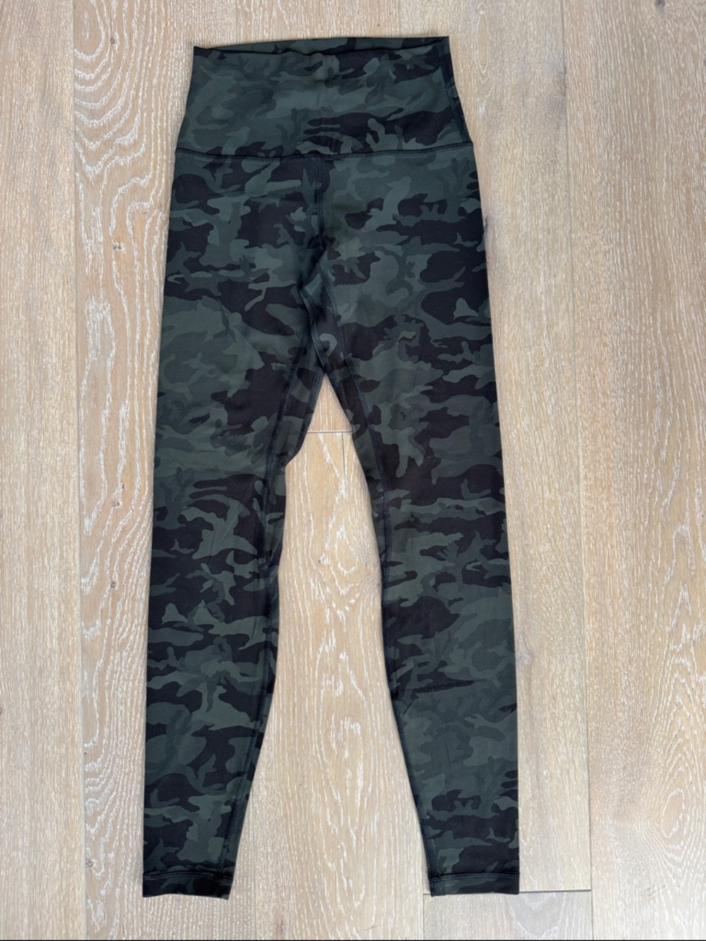 Lululemon Align High-Waist 28” ‘Incognito Camo Multi Gator Green’ Leggings